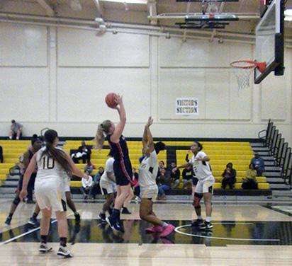 Hanna Morris shooting against Chabot College 