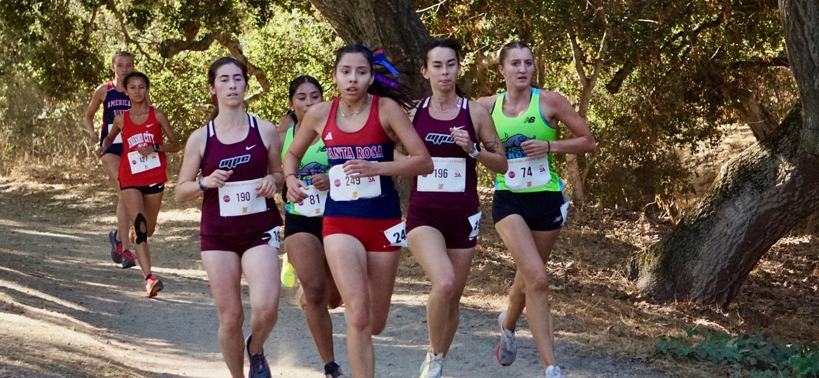 Jen Orozco battles in a tough group at the NorCal Preview at Toro Park in Salinas.